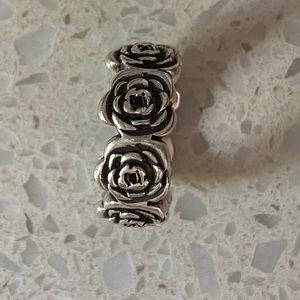 Twisted Love rose eternity ring